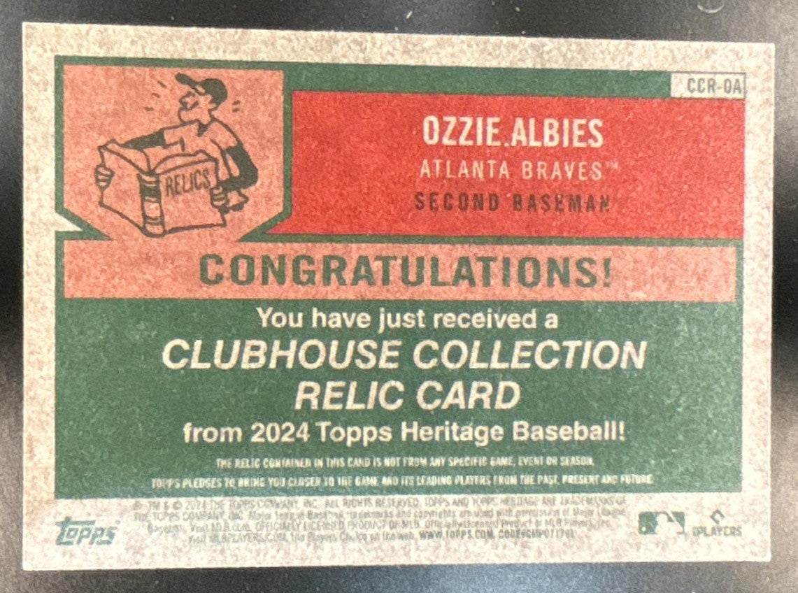 2024 Topps Heritage Ozzie Albies Clubhouse Collection Relics Atlanta Braves - Sports Cards