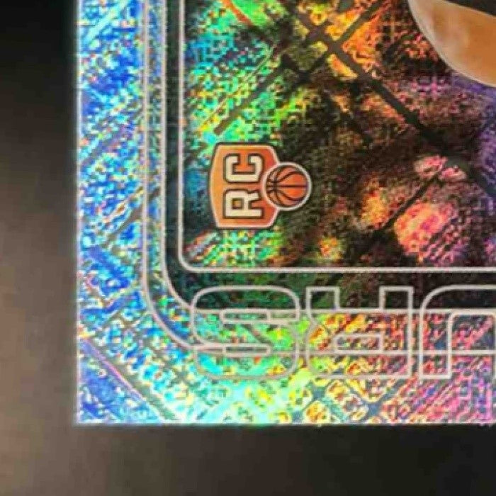 2025-26 Topps Chrome Carter Bryant Skylight Refractor #264 RC San Antonio Spurs - Sports Cards