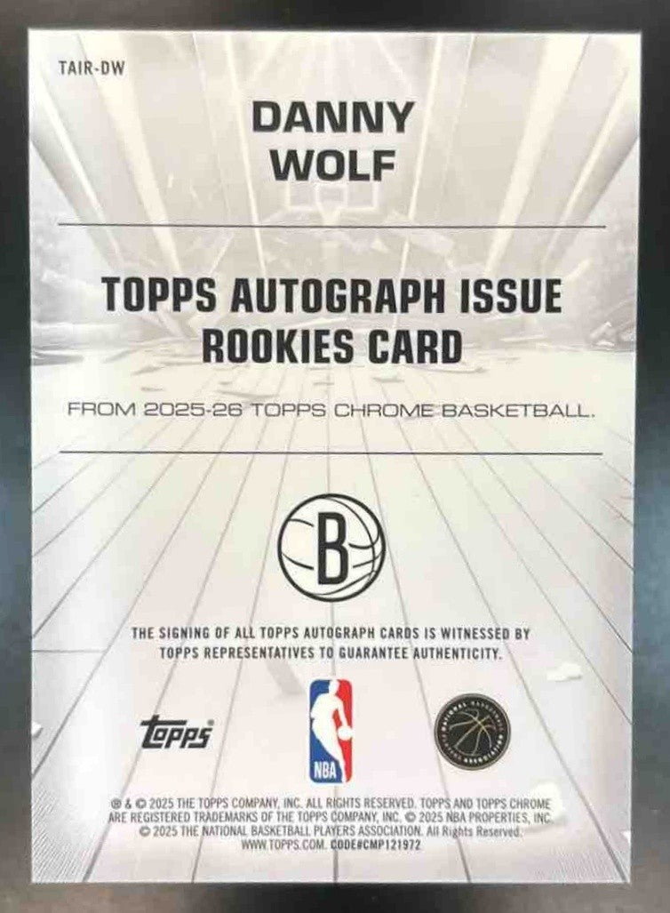2025-26 Topps Chrome Sapphire Danny Wolf Certified Auto Issue Gold /50 RC Nets - Sports Cards