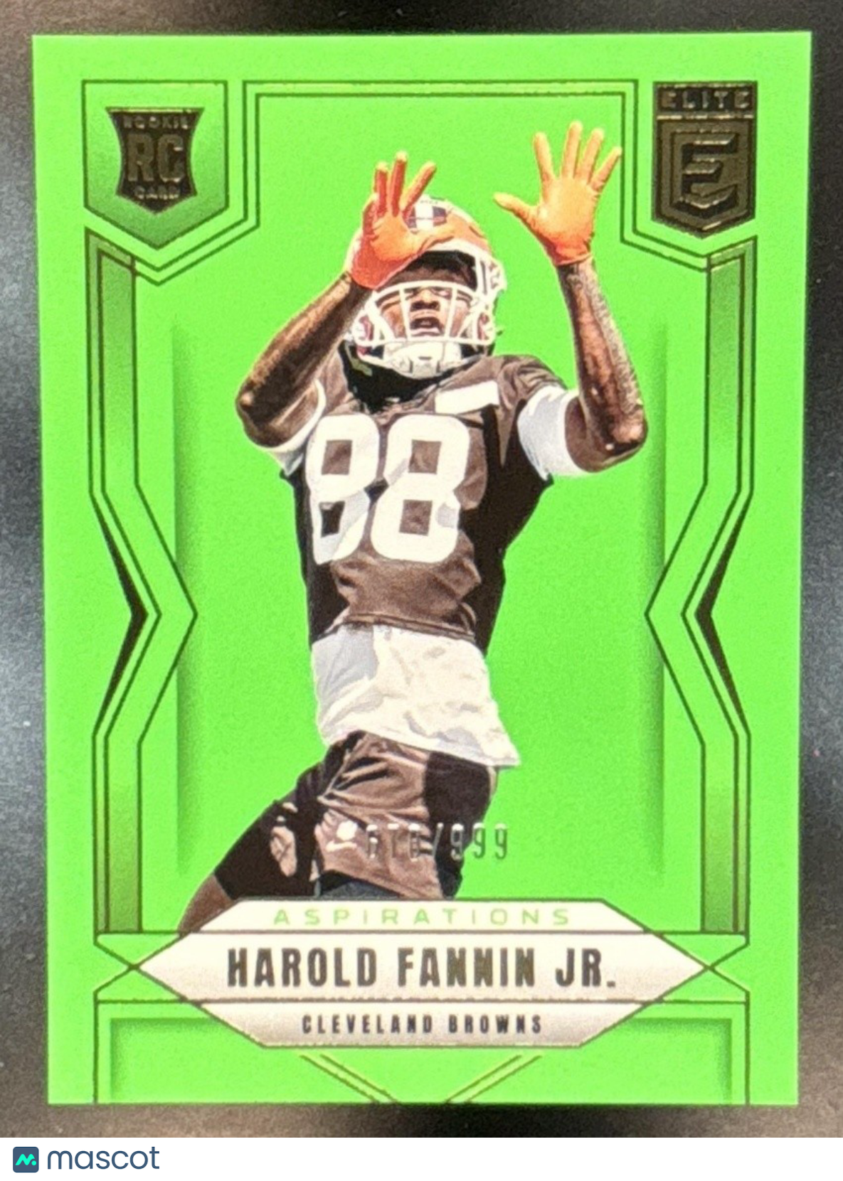 2025 Donruss Elite Harold Fannin Jr. Lime Green /999 #137 RC Cleveland Browns - Sports Cards