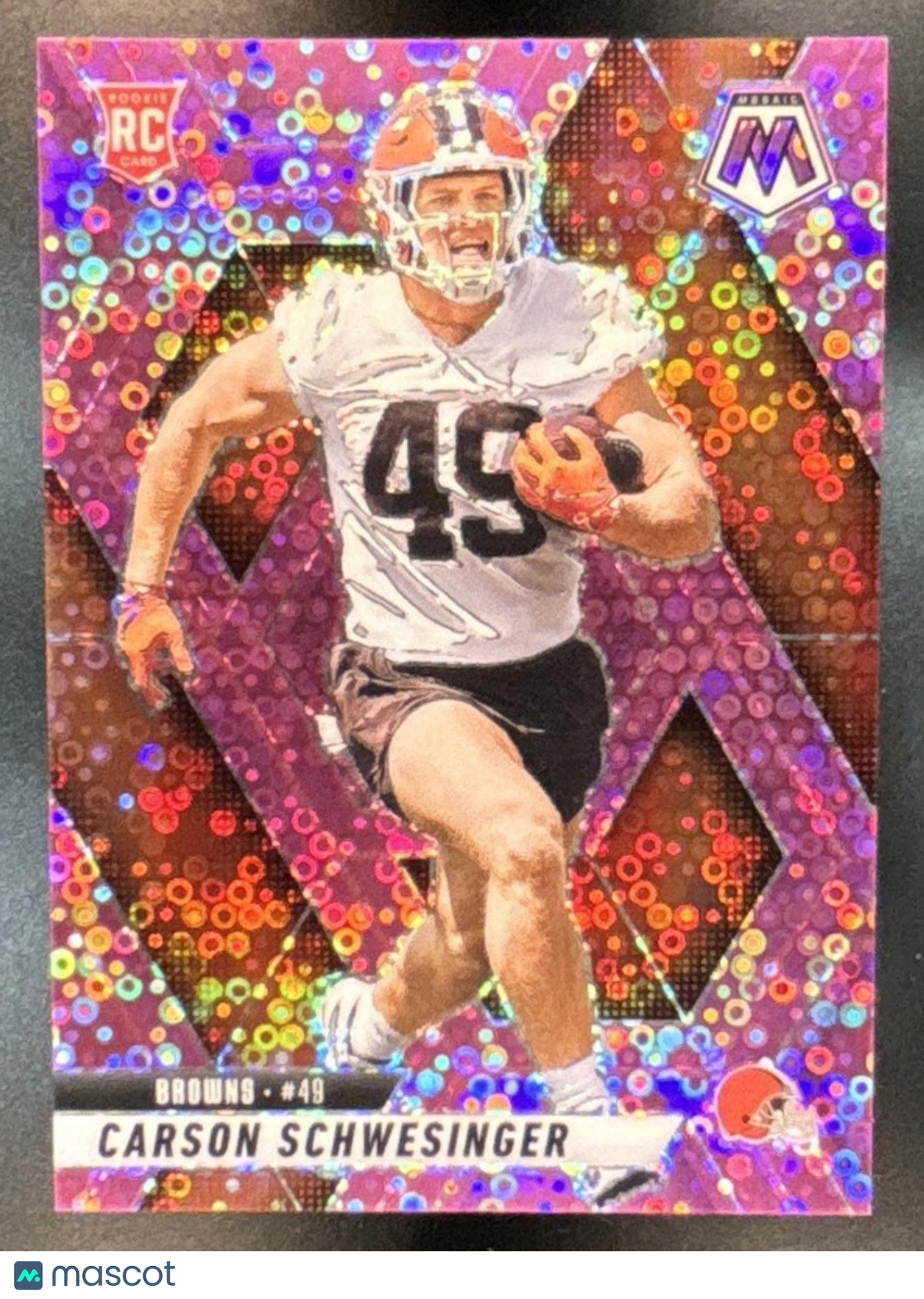 2025 Mosaic Carson Schwesinger No Huddle Pink /20 #371 RC Cleveland Browns - Sports Cards