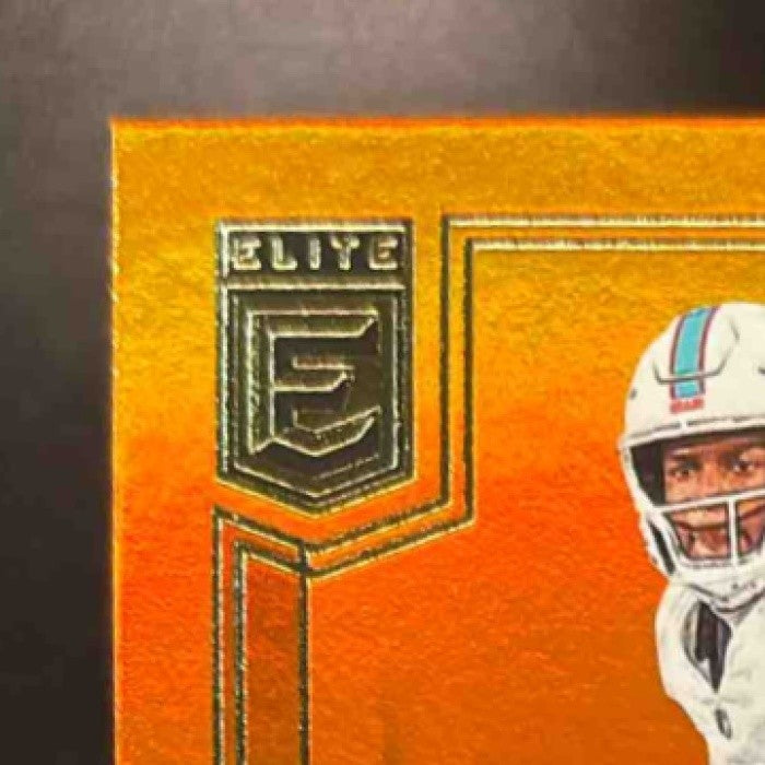 2025 Panini Donruss Elite De’Von Achane Orange /849 #44 Miami Dolphins - Sports Cards