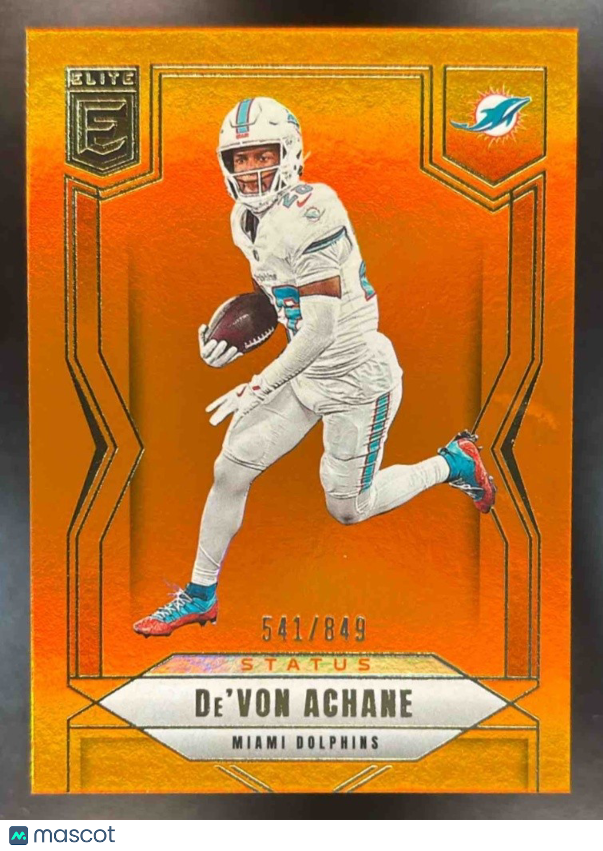 2025 Panini Donruss Elite De’Von Achane Orange /849 #44 Miami Dolphins - Sports Cards
