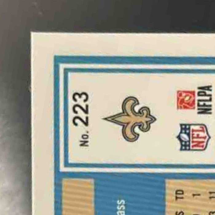 2025 Panini Donruss Optic Tyler Shough Blue Hyper Prizm #223 New Orleans Saints - Sports Cards