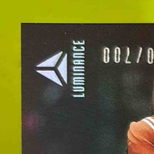 2025 Panini Luminance Isaiah Bond Auto /700 #123 RC - Sports Cards