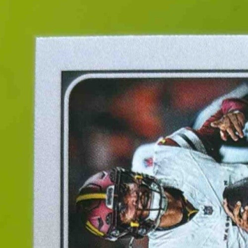 2025 Panini Luminance Jayden Daniels Vestige #9 Washington Commanders - Sports Cards