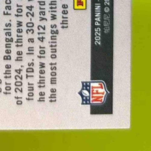 2025 Panini Luminance Joe Burrow Vestige #13 Cincinnati Bengals - Sports Cards