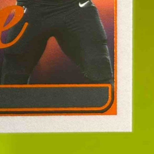 2025 Panini Luminance Lamar Jackson Vestige Orange /100 #4 Baltimore Ravens - Sports Cards