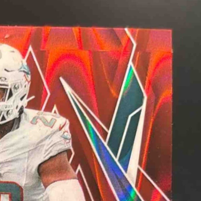 2025 Panini Phoenix Jordyn Brooks Red Seismic /99 #19 Miami Dolphins - Sports Cards