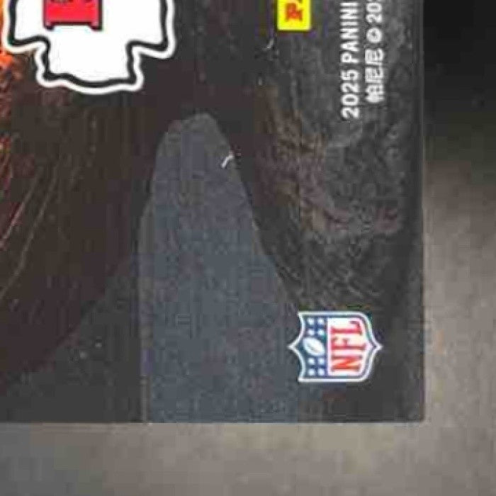 2025 Panini Phoenix Patrick Mahomes II Resurgent Snow Globe Kansas City Chiefs - Sports Cards