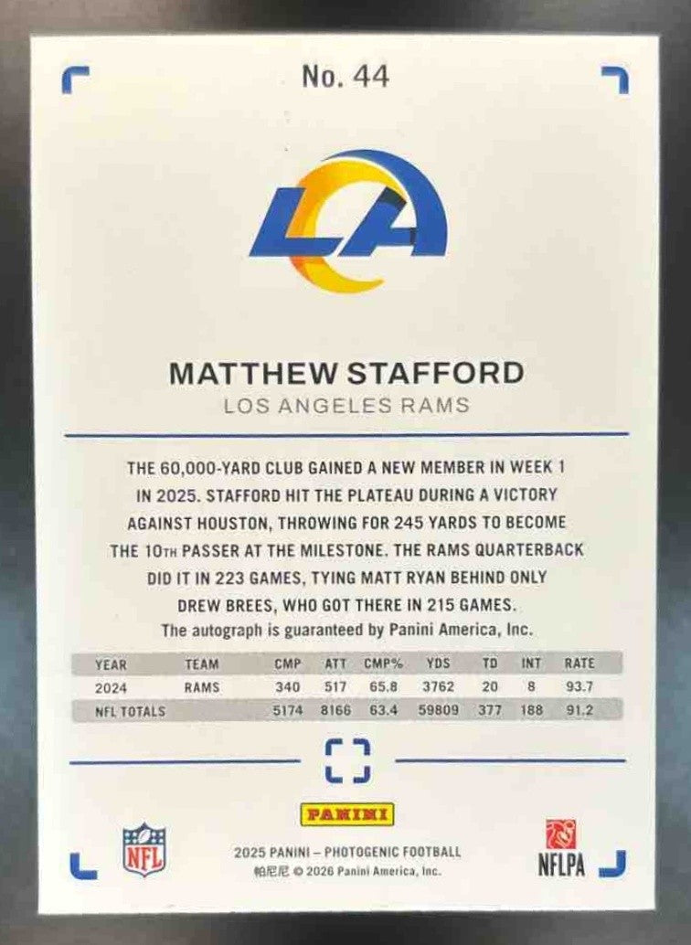 2025 Panini PhotoGenic Matthew Stafford Auto Silver /15 #44 Los Angeles Rams - Sports Cards