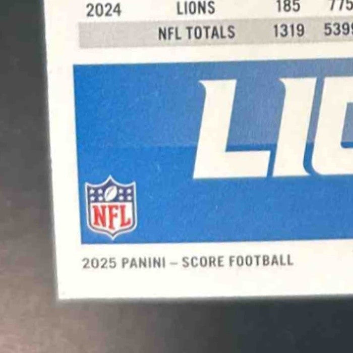 2025 Panini Score David Montgomery Dots Gold /499 #103 Detroit Lions - Sports Cards
