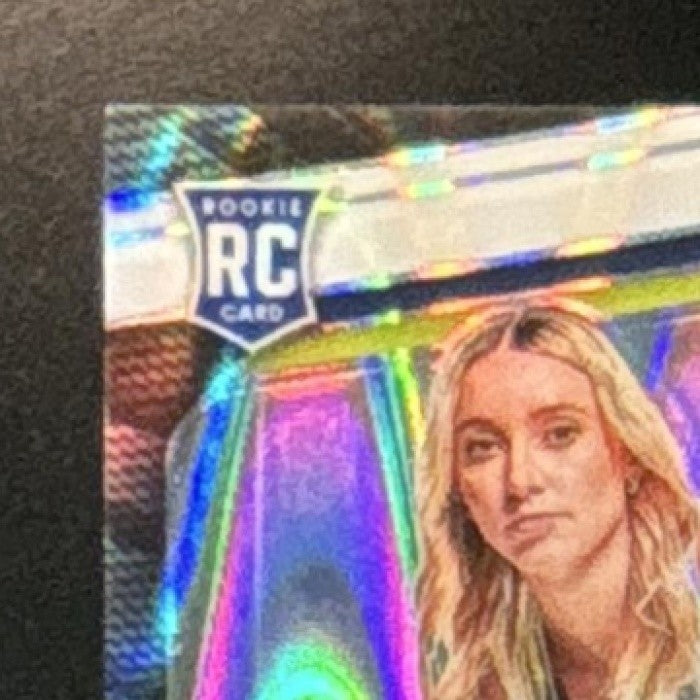 2025 Panini WNBA Prizm Paige Bueckers White Seismic #147 Dallas Wings - Sports Cards