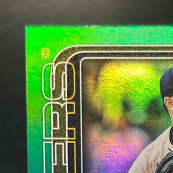 2025 Topps Aaron Civale Green Holo Foil /99 #648 Milwaukee Brewers - Sports Cards