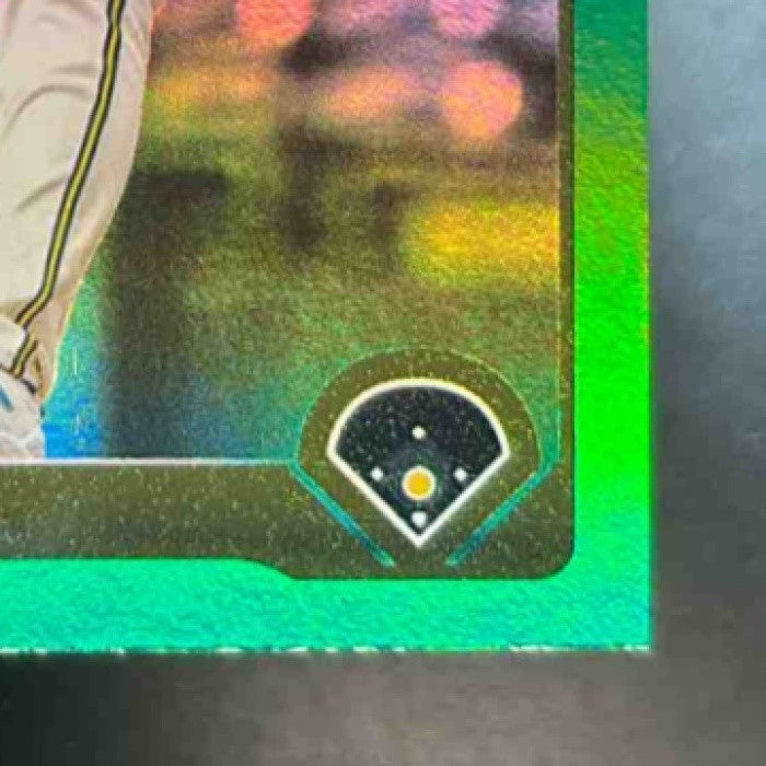 2025 Topps Aaron Civale Green Holo Foil /99 #648 Milwaukee Brewers - Sports Cards