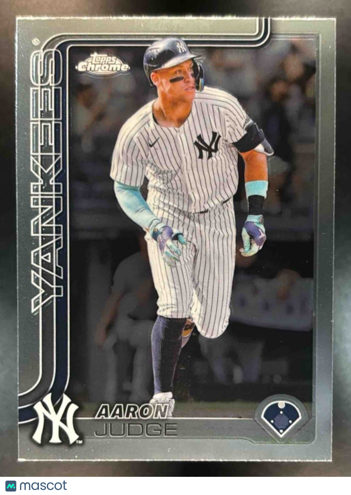 2025 Topps Chrome Aaron Judge #99 New York Yankees - Sports Cards