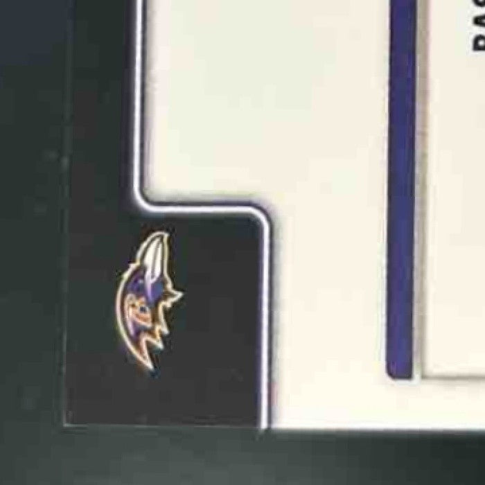 2025 Topps Chrome Derrick Henry Auto Blue Refractor 70/150 Baltimore Ravens - Sports Cards