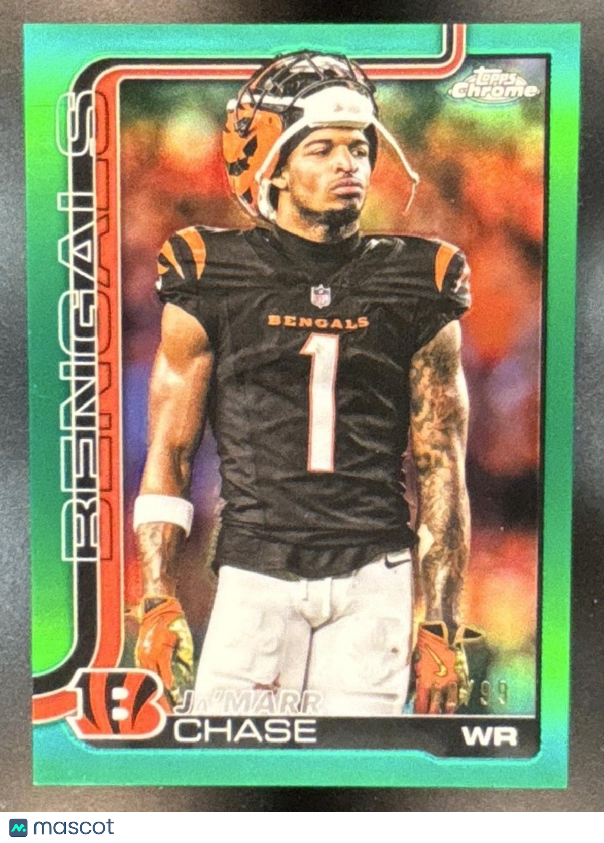 2025 Topps Chrome Ja’Marr Chase Image Variation Green /99 SP Cincinnati Bengals - Sports Cards