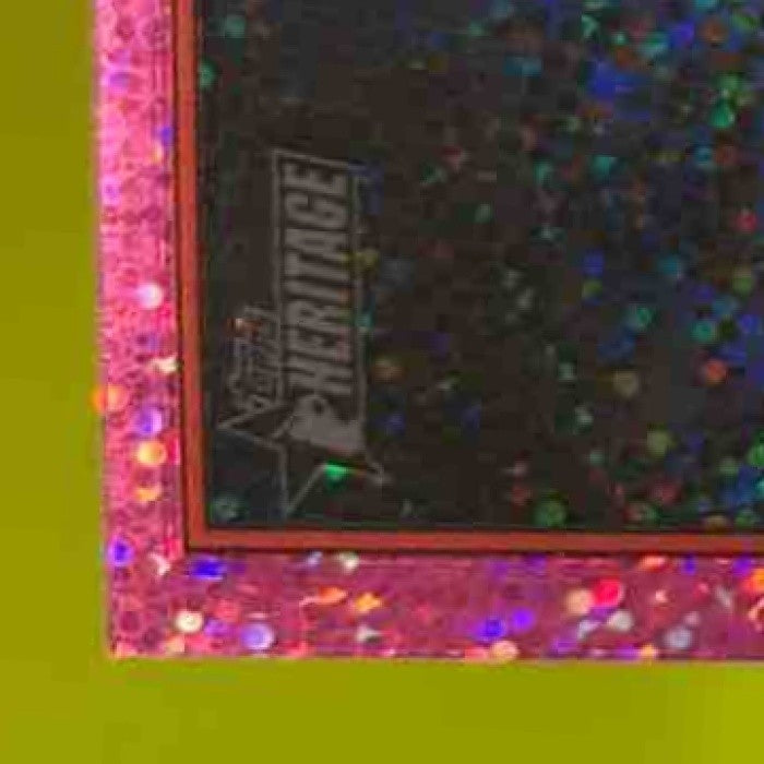 2025 Topps Heritage Yoshinobu Yamamoto Chrome Pink Sparkle #172 Dodgers - Sports Cards