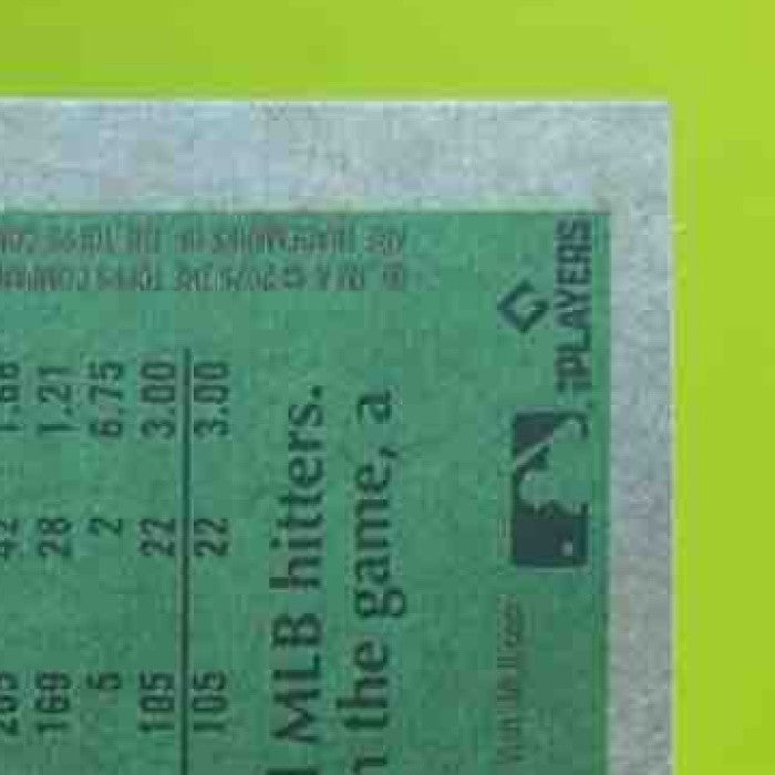 2025 Topps Heritage Yoshinobu Yamamoto Chrome Pink Sparkle #172 Dodgers - Sports Cards