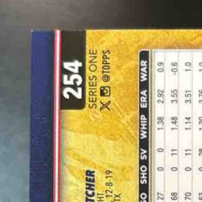 2025 Topps Kyle Finnegan Golden Mirror Variation SSP #254 Washington Nationals - Sports Cards