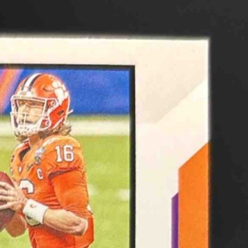 2021 Panini Score Trevor Lawrence Gold #301 RC Clemson Tigers