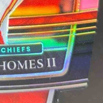 2021 Select Patrick Mahomes II Red and Yellow Prizm Die Cut Kansas City Chiefs