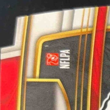 2021 Select Patrick Mahomes II Red and Yellow Prizm Die Cut Kansas City Chiefs