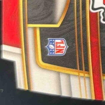 2021 Select Patrick Mahomes II Red and Yellow Prizm Die Cut Kansas City Chiefs