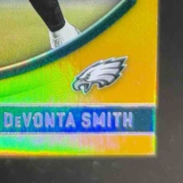 2021 Panini Absolute DeVonta Smith Spectrum Gold 4/10 107 RC Philadelphia Eagles
