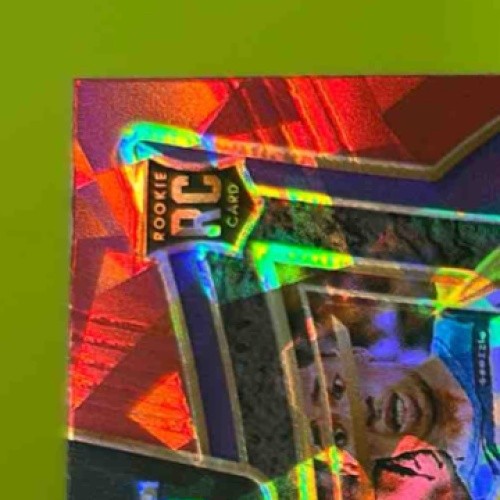 2024-25 Panini Select Bronny James Red Cracked Ice Prizm RC Los Angeles Lakers - Sports Cards