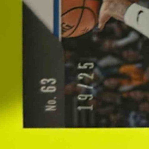2020-21 Prizm Dorian Finney-Smith Green Pulsar Prizms 19/25 #63 Dallas Mavericks