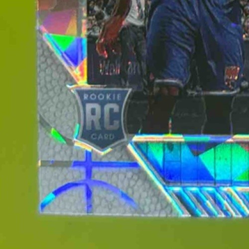 2019-20 Panini Hoops Ja Morant Prizms Red Cracked Ice #259 RC Memphis Grizzlies