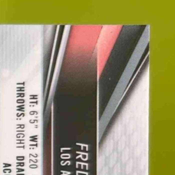 2022 Bowman's Best Freddie Freeman Atomic Refractor #37 Los Angeles Dodgers