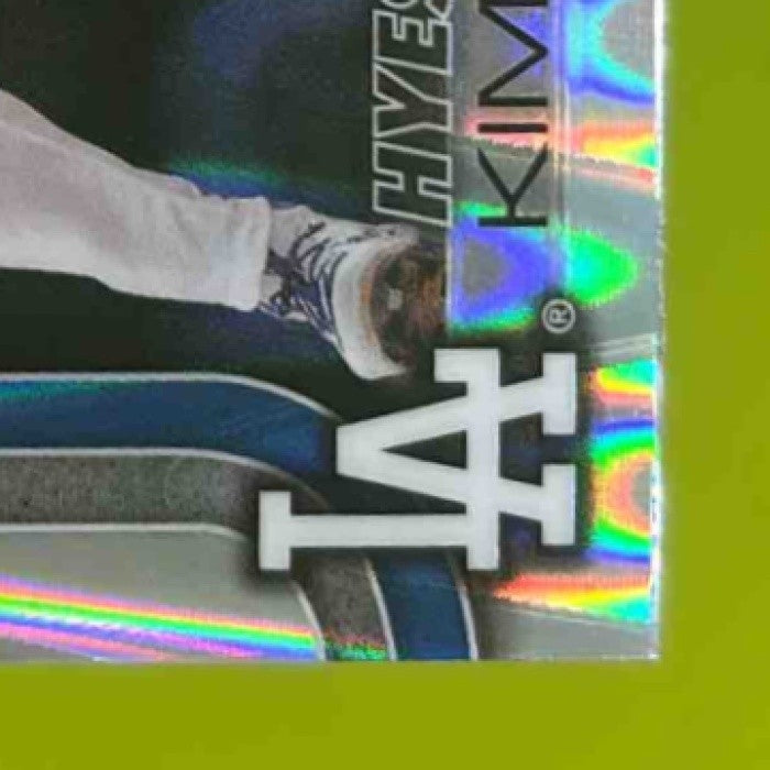 2025 Topps Chrome Hyeseong Kim RayWave Refractor #152 RC Los Angeles Dodgers
