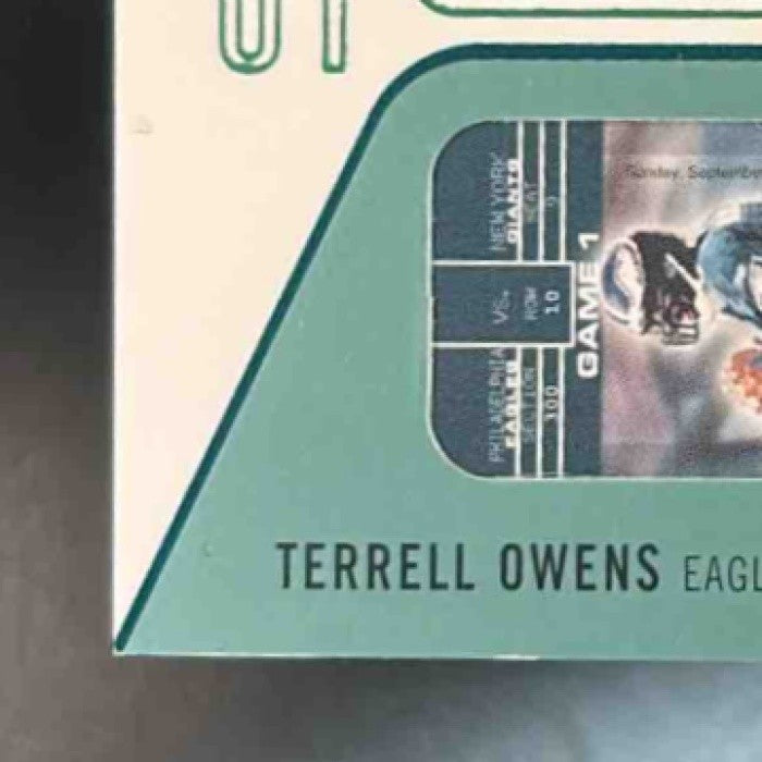 2004 Fleer Authentix Terrell Owens Jersey General Admission /145 Eagles