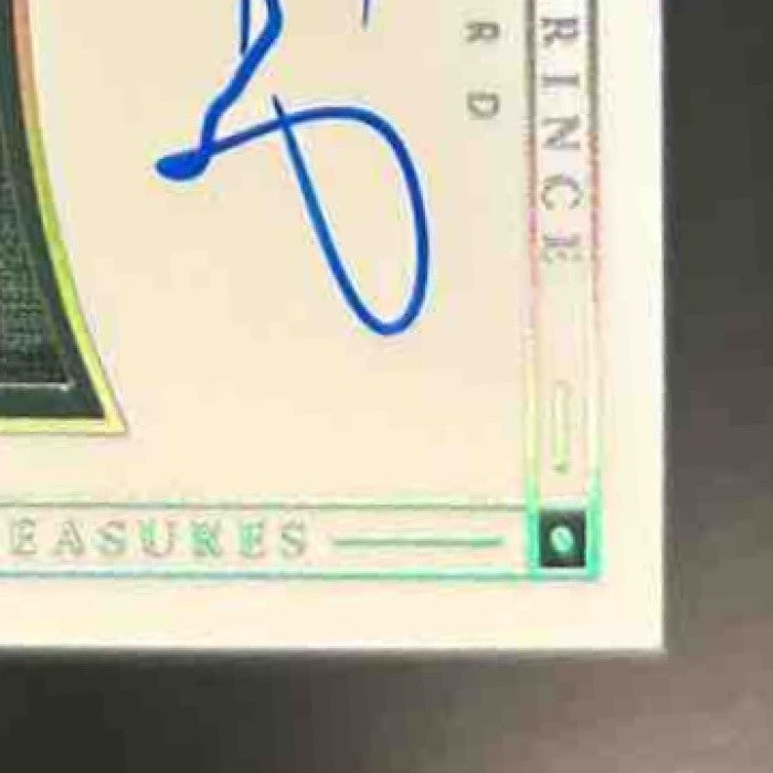 2016-17 National Treasures Taurean Prince Rookie Patch Auto /25 RC Atlanta Hawks
