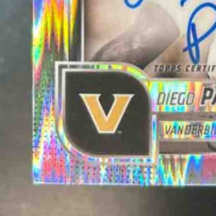 2025 Bowman Chrome University Diego Pavia Prospect Auto Stealth Refractor