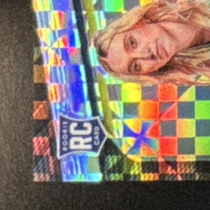 2025 Panini WNBA Prizm Paige Bueckers Checkerboard XFractor RC #147 Dallas Wings