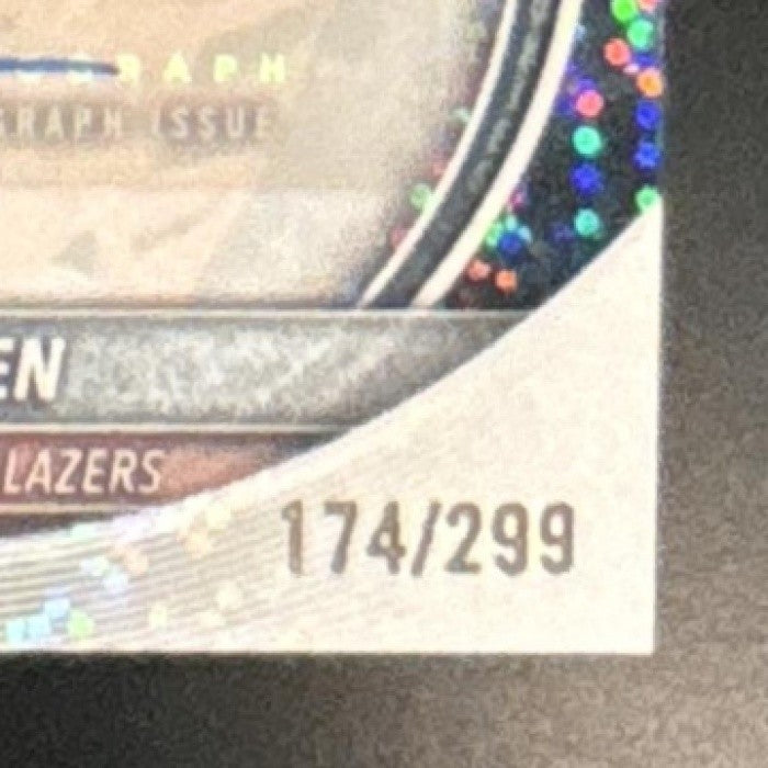 2025-26 Bowman Yang Hansen Chrome Auto Speckle /299 RC Portland Trail Blazers