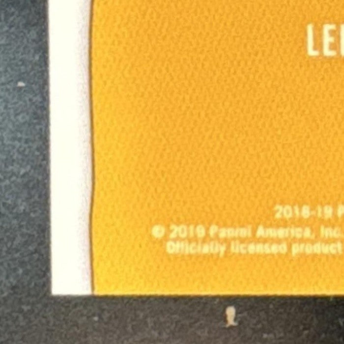 2018-19 Panini Threads LeBron James Dazzle #175 Los Angeles Lakers