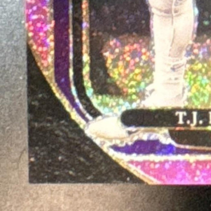 2024 Panini Select T.J. Hockenson Pink Glitter 15/15 #194 Minnesota Vikings