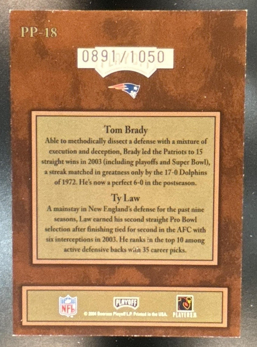 2004 Playoff Hogg Heaven Tom Brady Ty Law Pig Pals /1050 New England Patriots