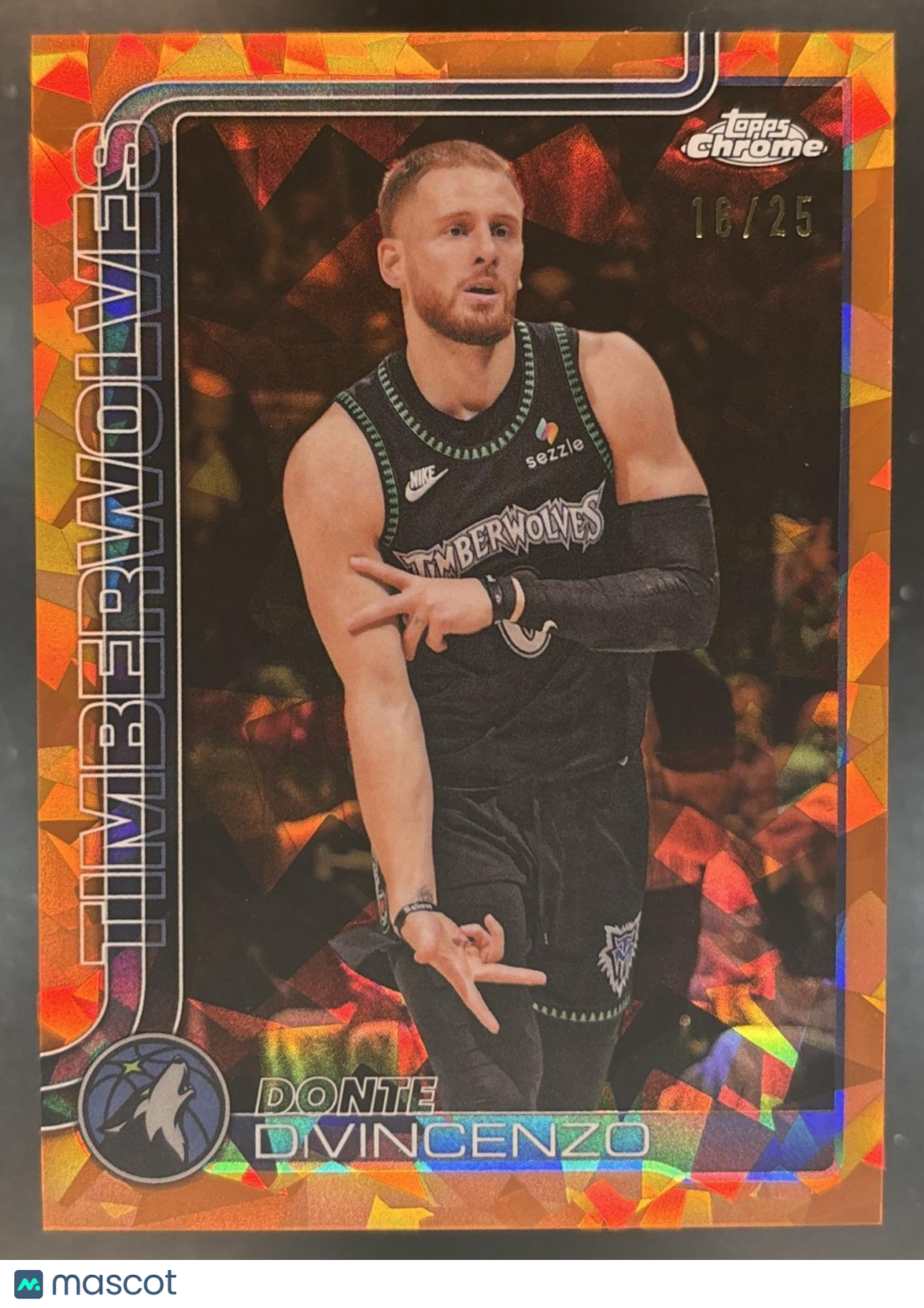 2025-26 Topps Chrome Update Sapphire Donte DiVincenzo Orange Refractor /25 #108
