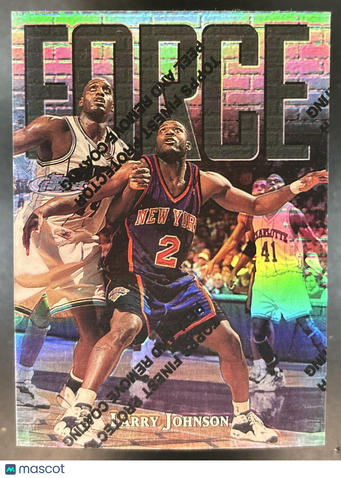 1997-98 Topps Finest Larry Johnson Refractor /1090 #139 Silver Knicks