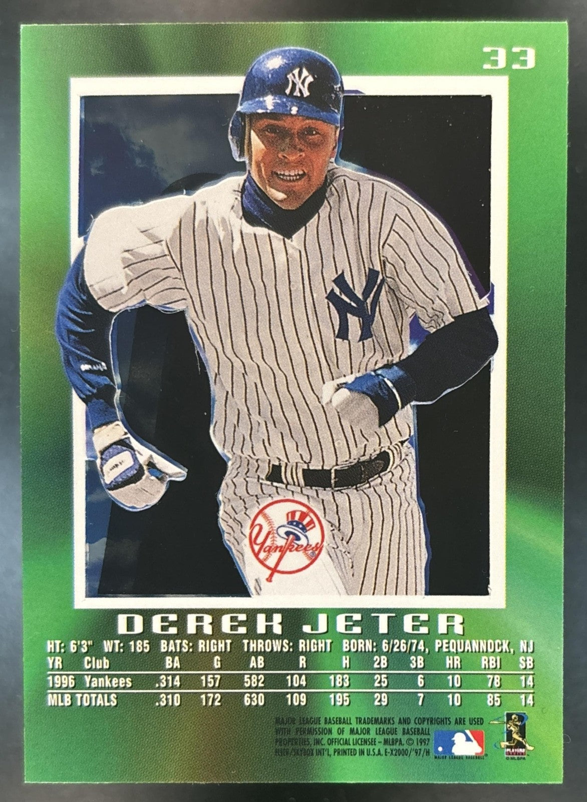 1997 Skybox E-X2000 Derek Jeter #33 New York Yankees
