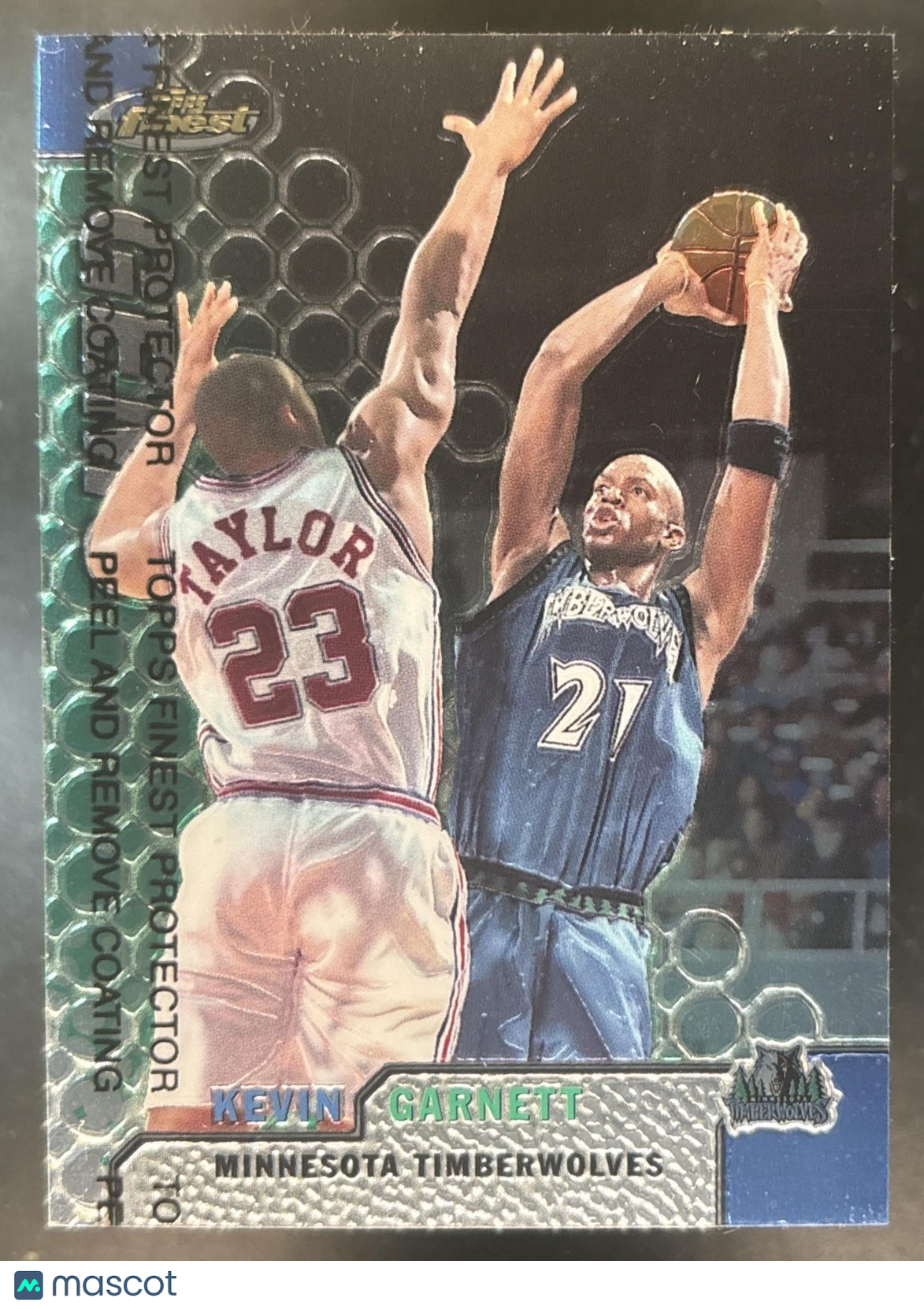 1999-00 Topps Finest Kevin Garnett #103 Minnesota Timberwolves