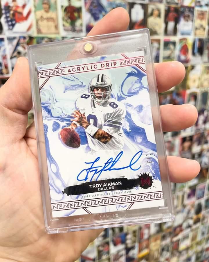 LIMITED 2023 Topps Motif Football Hobby Box (6 Autographs / Box) - NFL Hobby Box