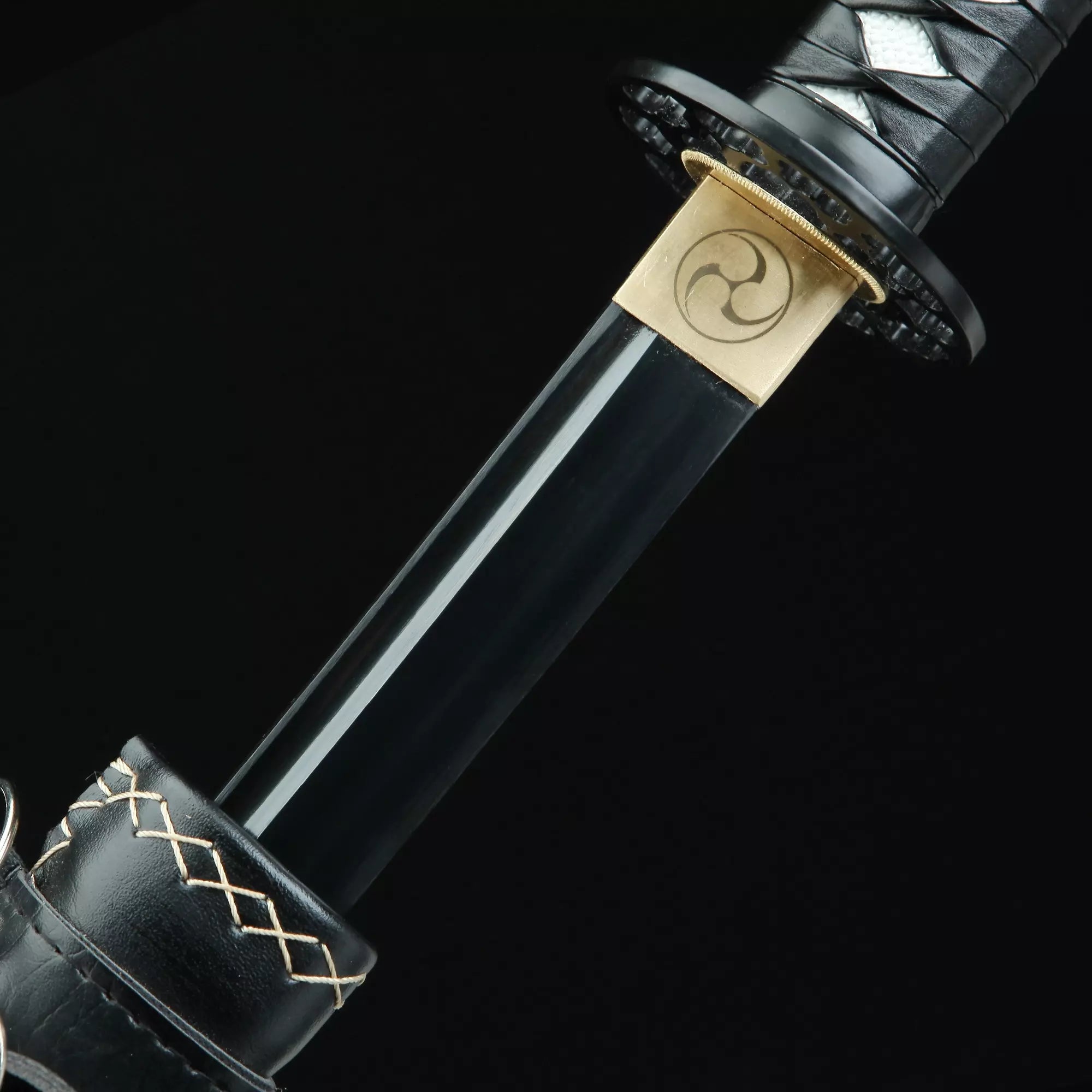 Handmade Japanese Samurai Sword 1095 Carbon Steel With Black Blade