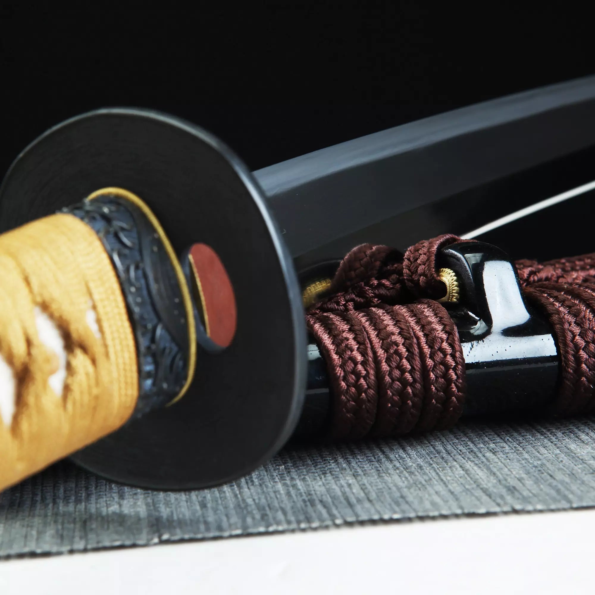 High-performance Japanese Katana Sword Tamahagane Steel
